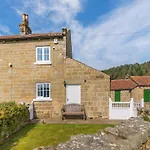 Holiday home Manor House Farm - Uk49537 Broxa